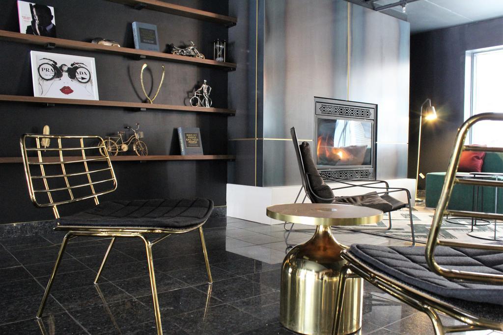 Lelux Hotel Montreal Bagian luar foto