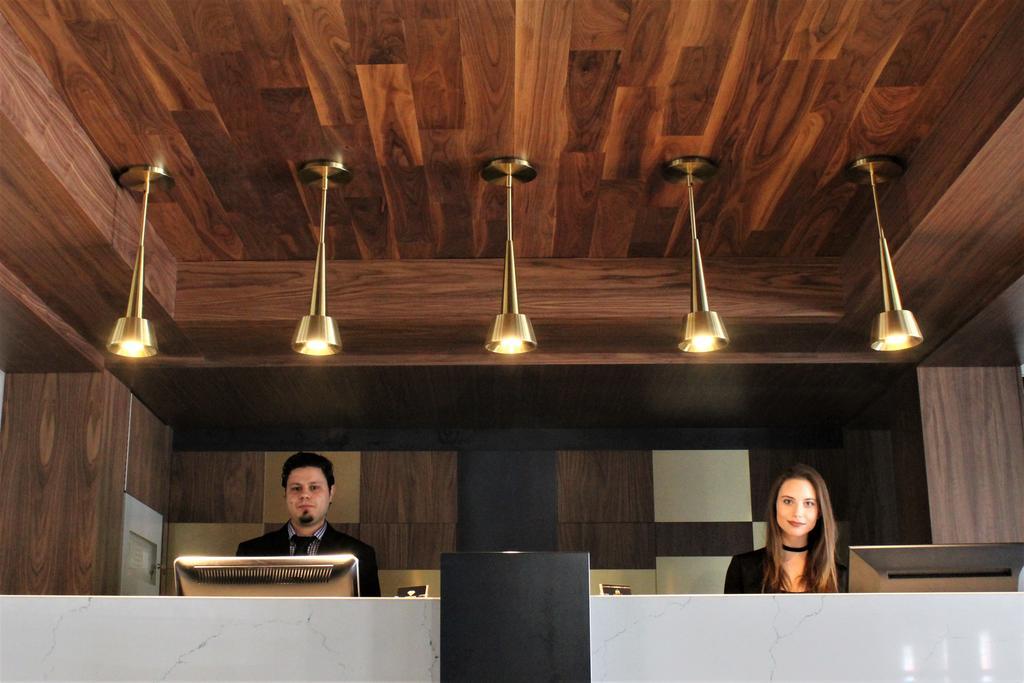 Lelux Hotel Montreal Bagian luar foto