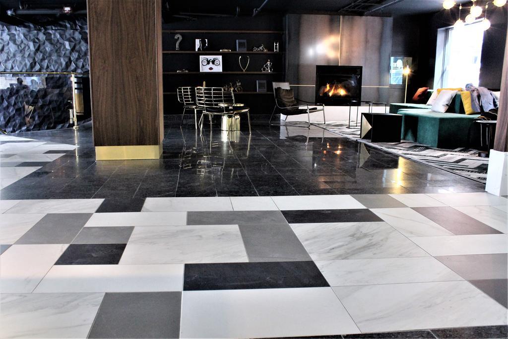 Lelux Hotel Montreal Bagian luar foto