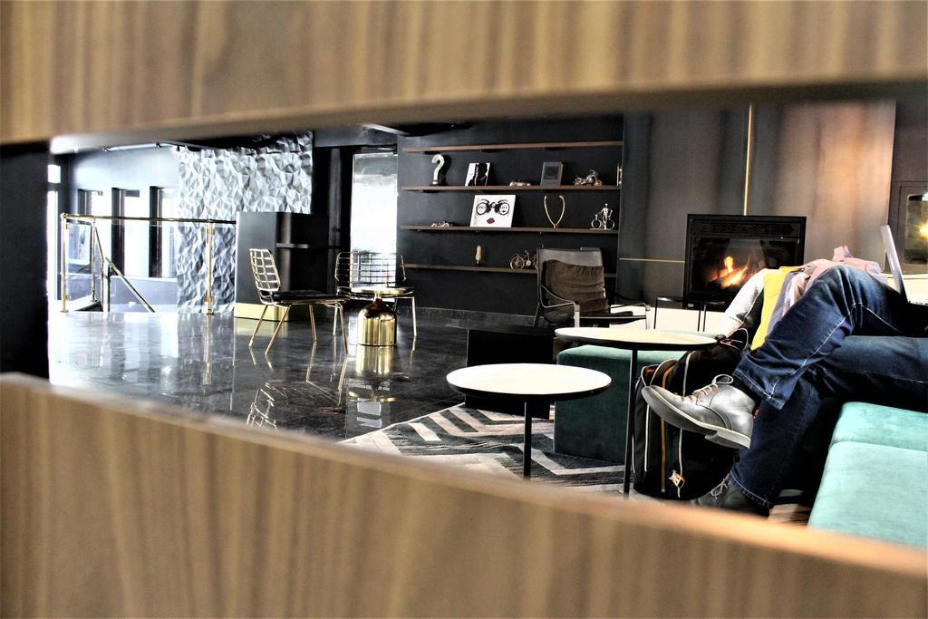 Lelux Hotel Montreal Bagian luar foto