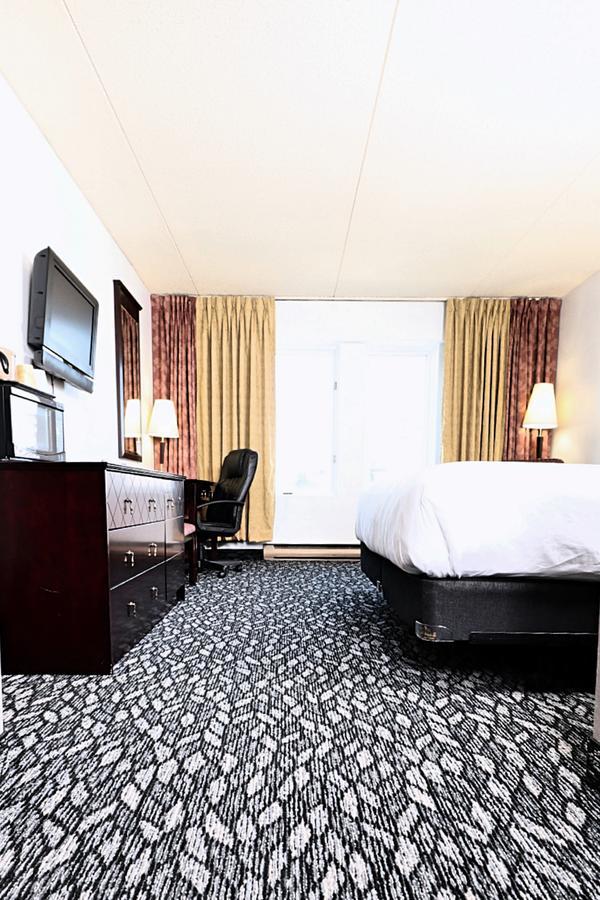 Lelux Hotel Montreal Bagian luar foto
