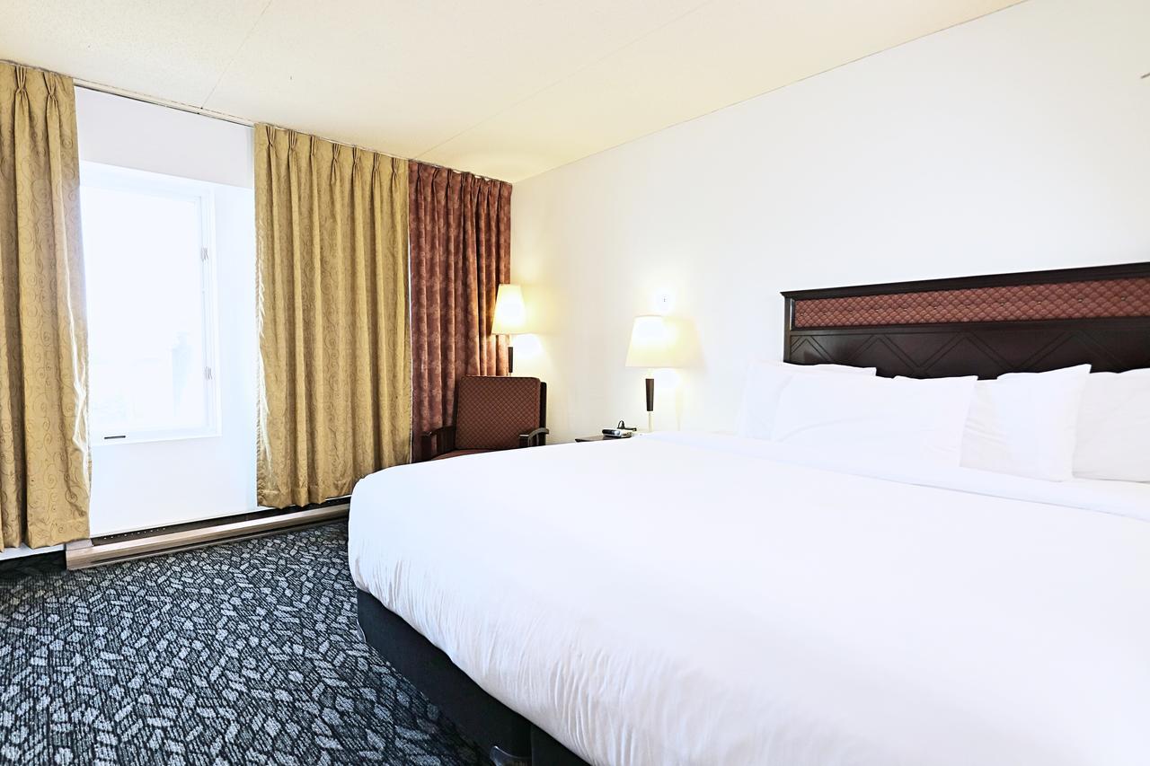 Lelux Hotel Montreal Bagian luar foto